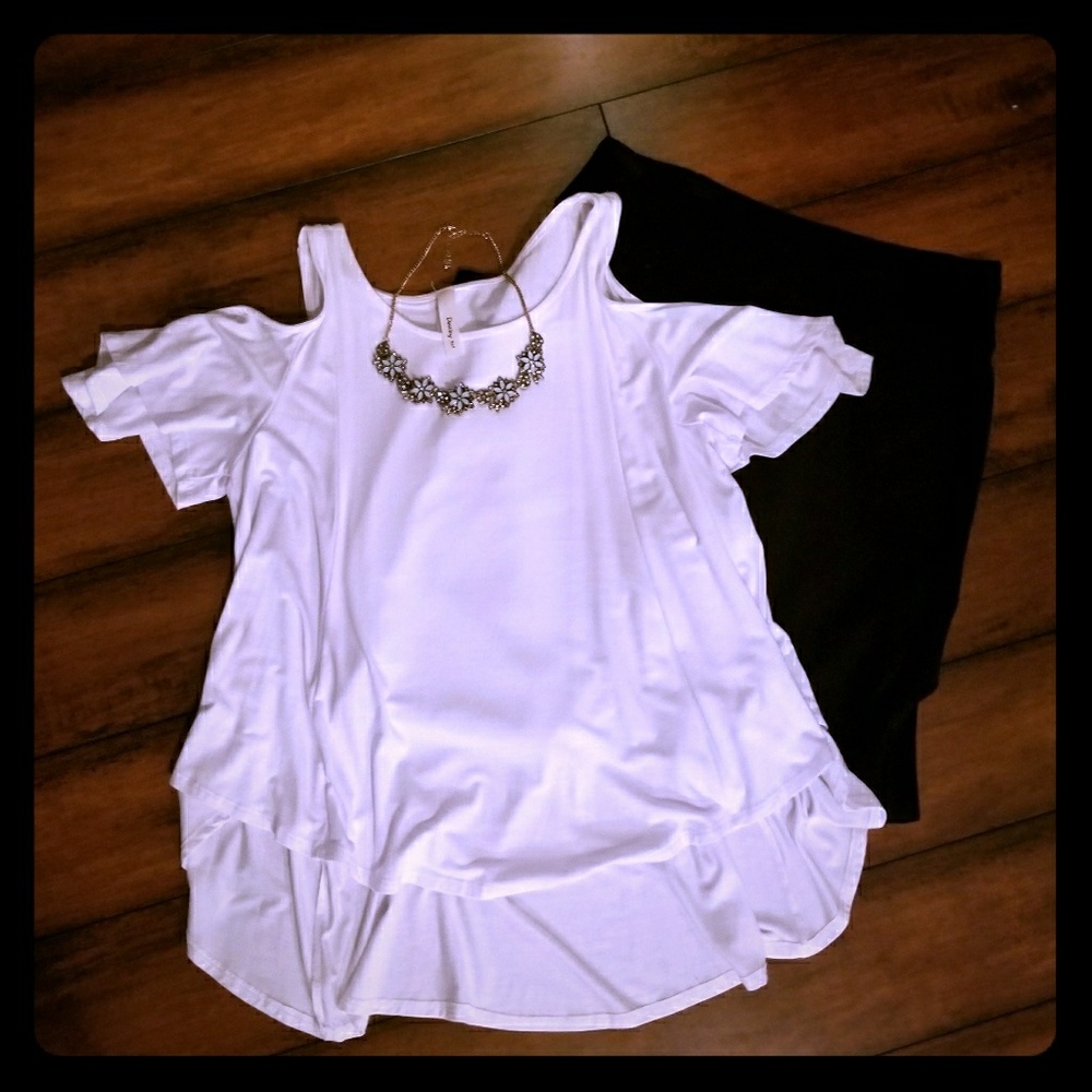 Boutique White Cold Shoulder Top